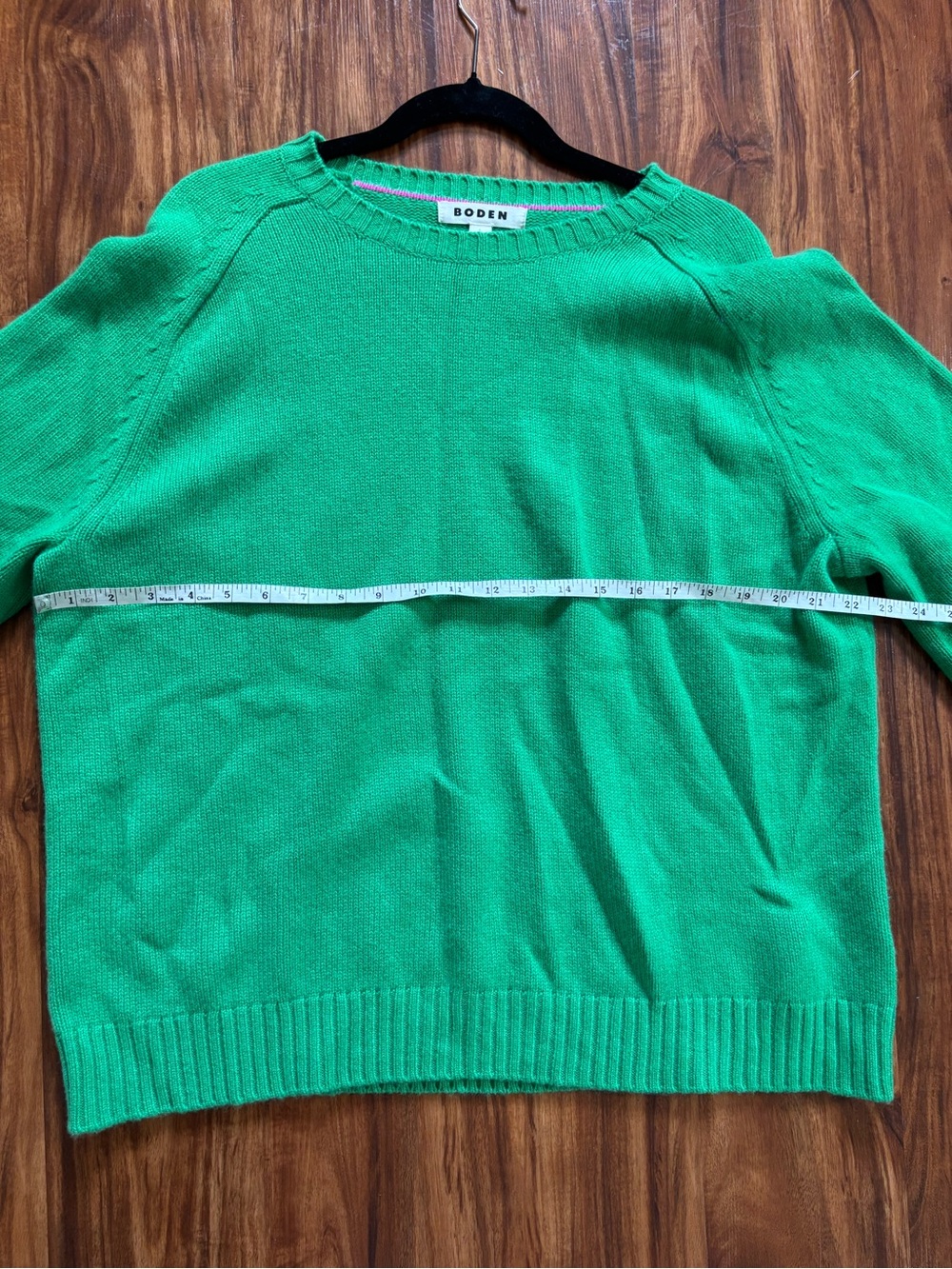 Boden Women's Green Split Cuff Cashmere Sweater— Size L - Picture 5 of 6